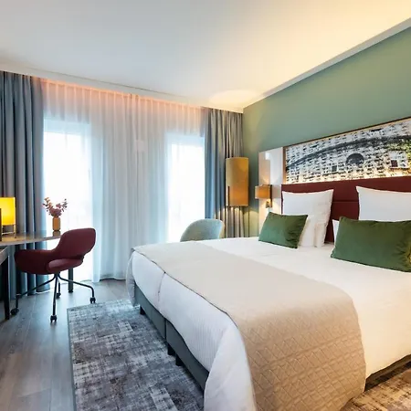 Leonardo 4* Аугсбург