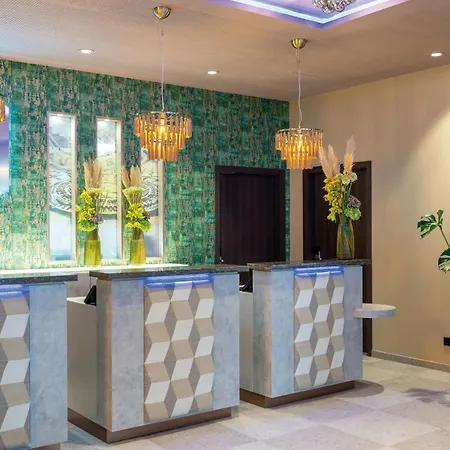 Leonardo 4* Augsburg