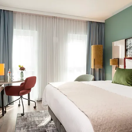 Leonardo 4* Augsburg