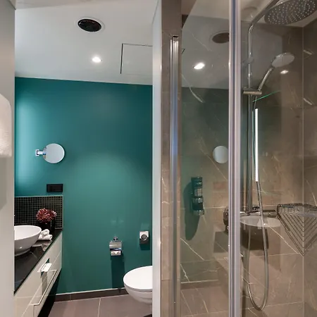 Hotel Leonardo 4*